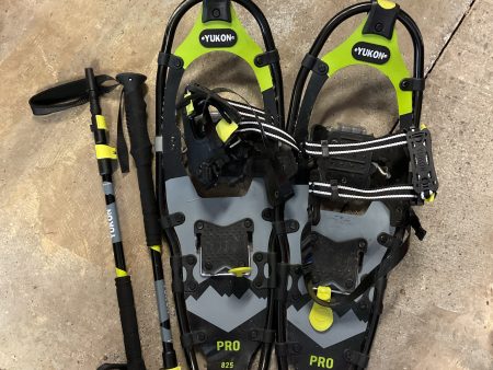 Yukon Charlie s Pro 825 Snowshoes Kit Hot on Sale