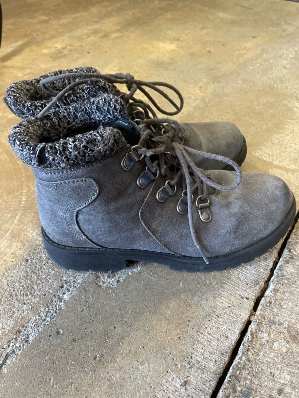 Cliffs Ankle Boots Girl s 5.5 For Cheap