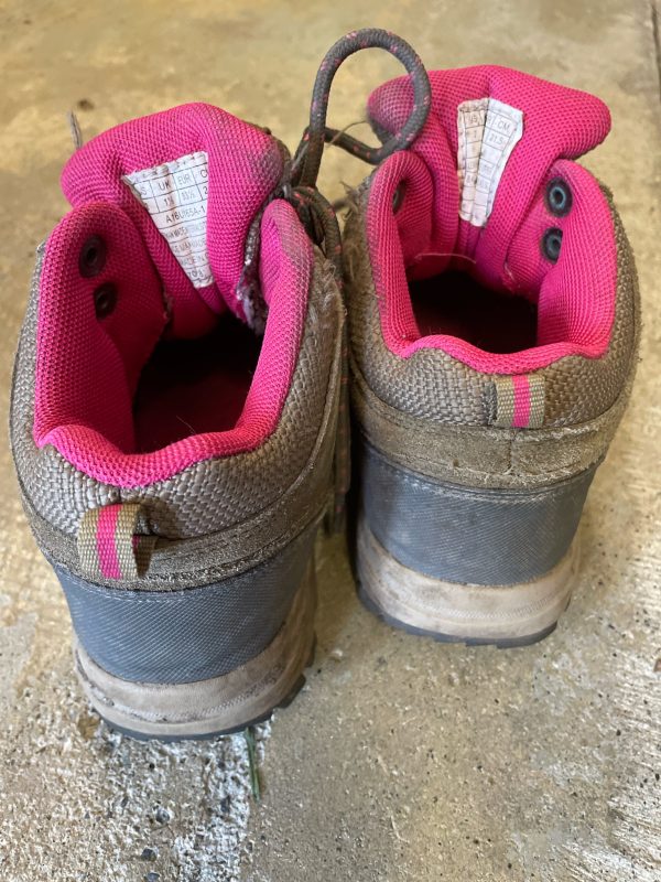 Bearpaw Hiking Boots Girl s 2 Fashion